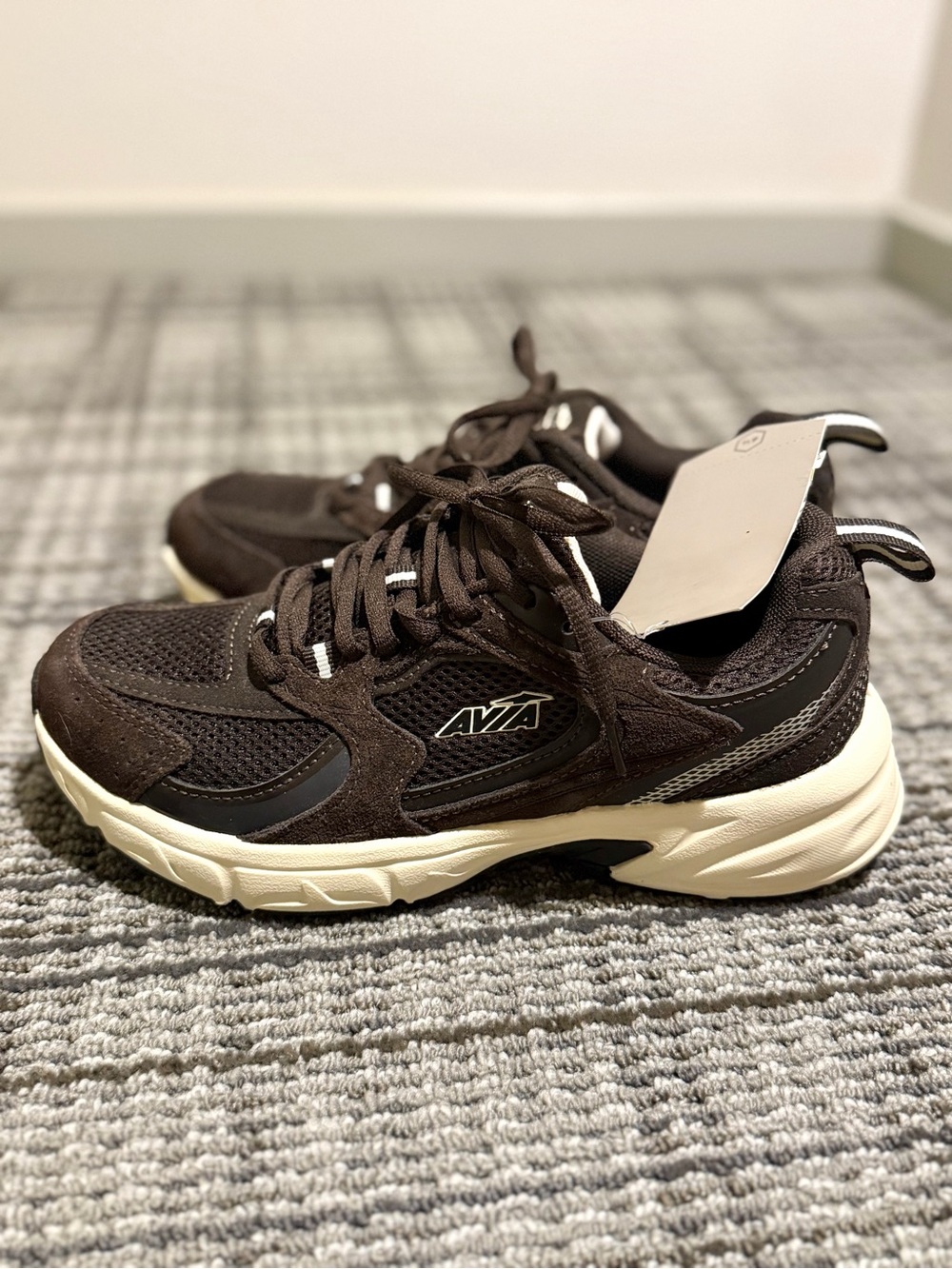 Avia Women’s 5000 Performance Sneakers - Size 6.5